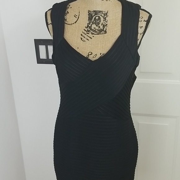 Eliza J Dress - Picture 2 of 8